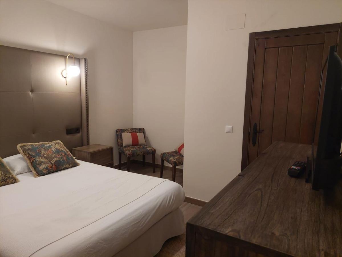 El Balcon De La Vega Hotel Pareja Екстериор снимка